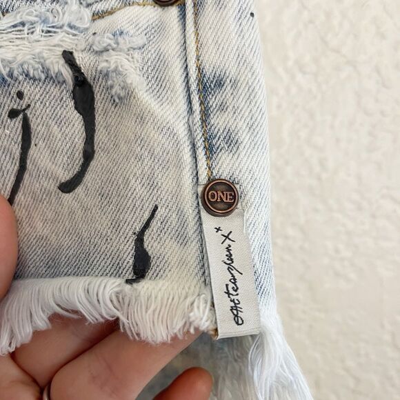 One Teaspoon cut off shorts Bonitas jean shorts Florence paint splatter. 32. New - Picture 10 of 15